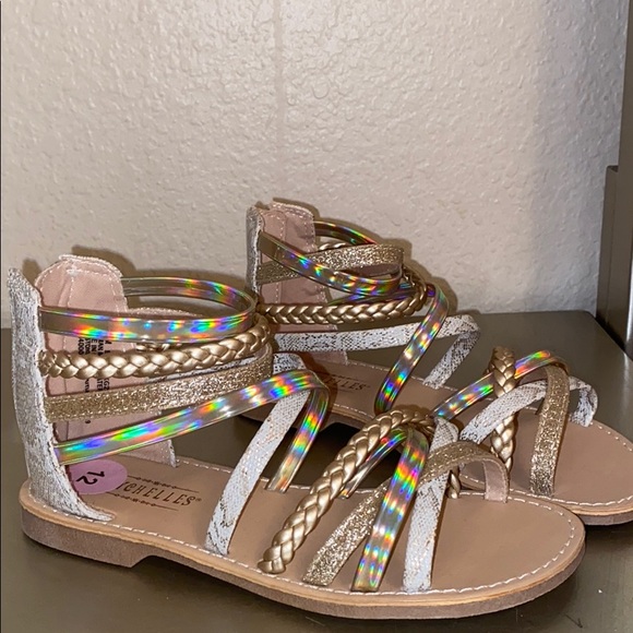 Sandals 😍👡 - Picture 2 of 4